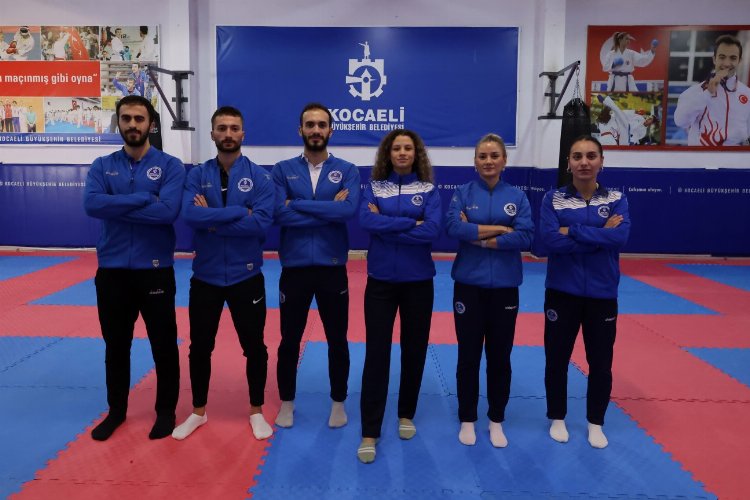 Kağıtspor, Dünya Şampiyonası’na çıkarma yapıyor