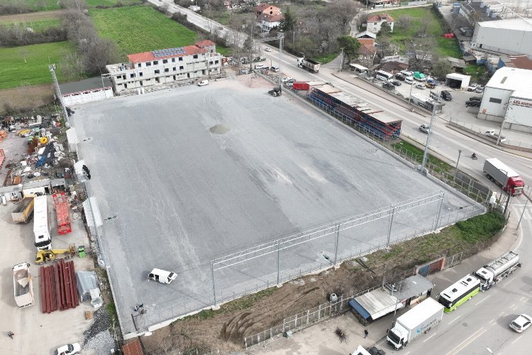 Kocaeli’de Yakup Altun Stadı’na sentetik çim serilecek