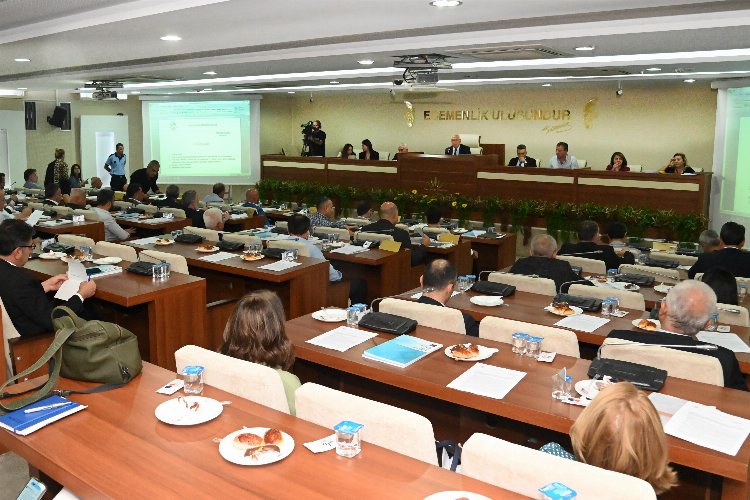 İzmir Karabağlar’da kentsel dönüşüm kamu gücüyle yapılacak