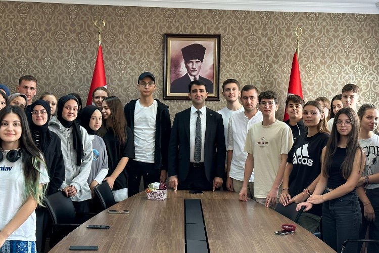 İskeçeli gençler Çanakkale’ye uğurlandı