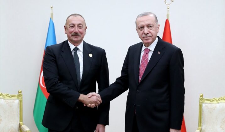 Cumhurbaşkanı Erdoğan ve Aliyev, ikili ilişkileri görüştü