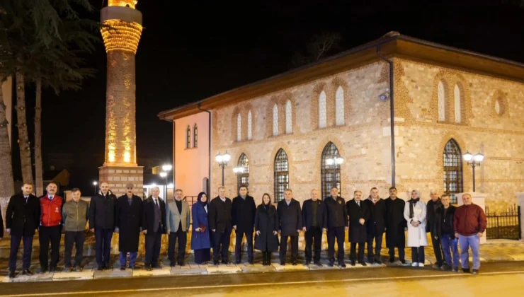 Bilecik’te tarihi camii 2 yıl sonra yeniden ibadete açıldı