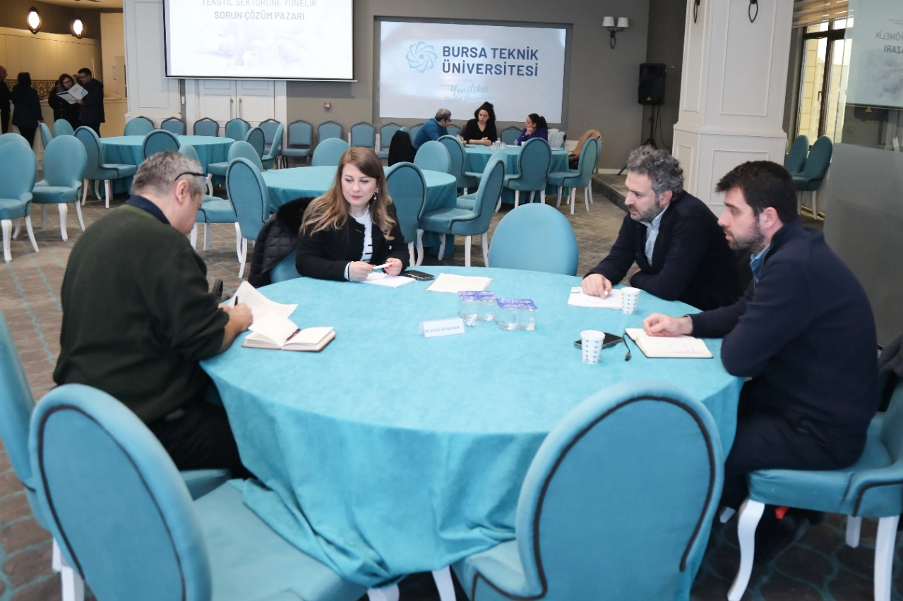 BTÜ ve Tekstil Firmaları ‘Sorun Çözüm Pazarı’nda buluştu