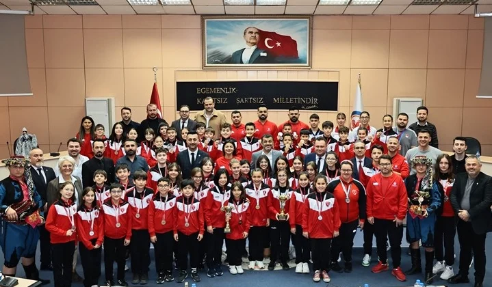 Denizli’den spora büyük katkı: 104 bin kişi sporla buluştu