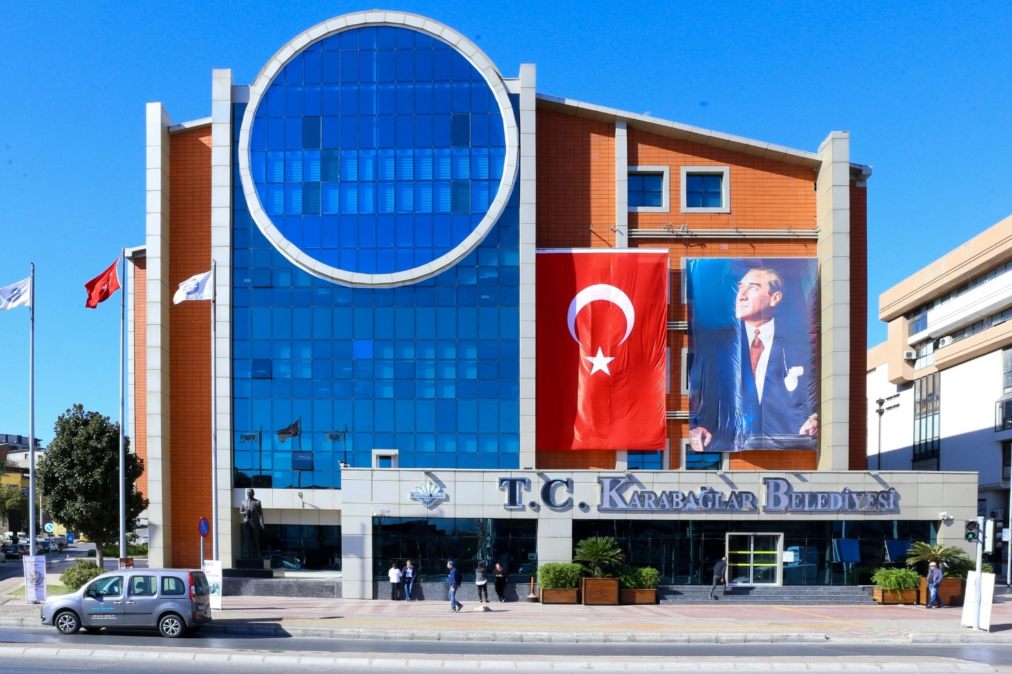 İzmir Karabağlar’dan iklim değişikliğine ve afetlere karşı dirençli imza