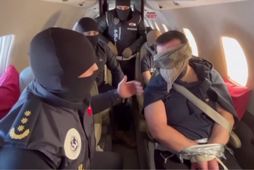 Kırmızı bültenliler Ermenistan’da yakalandılar! Türk adaletine hesap verecekler!