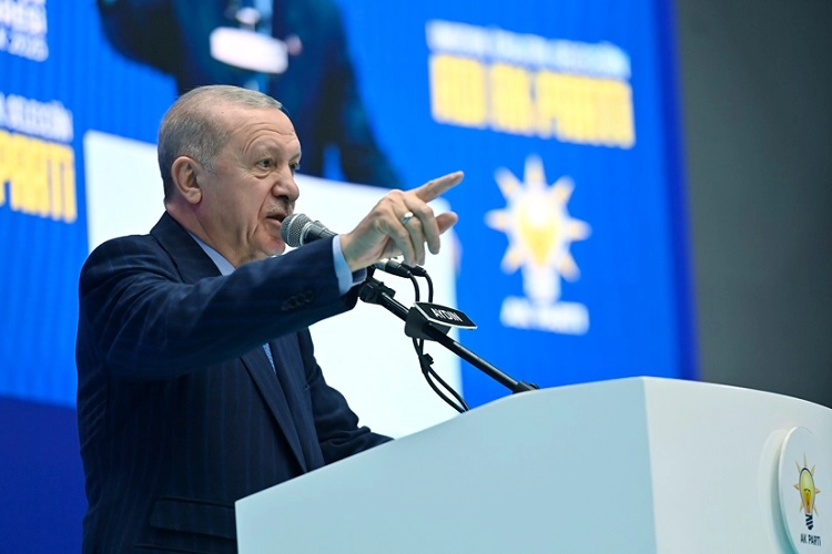 “Terör kuşağını dört yerden kırıp attık”