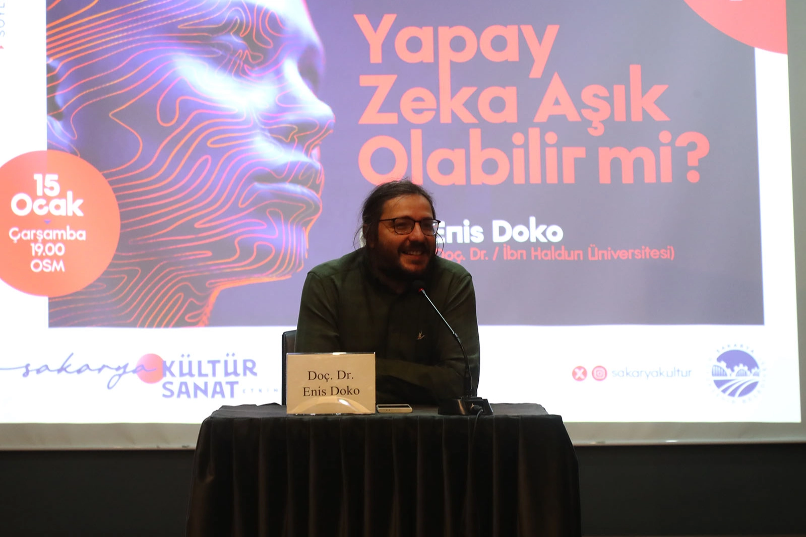 Enis Doko ‘Yapay Zekâ âşık olabilir mi?’ sorusuna Sakarya’da cevap verdi: ”Aşık olamaz ama”