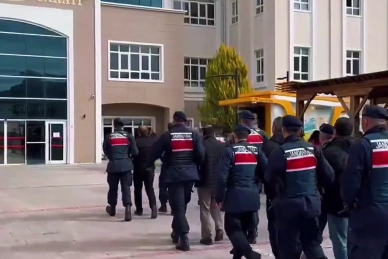 22 ilde Jandarma ‘Kıskaç’ına 24 tutuklama!