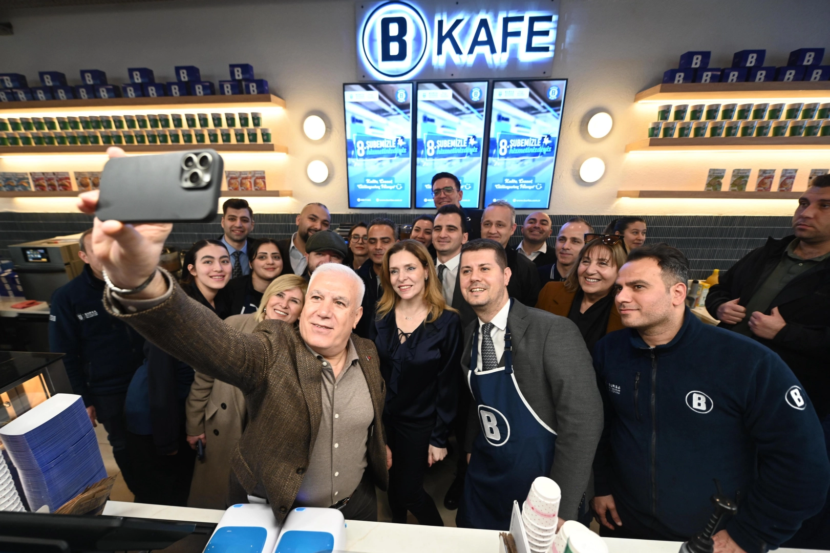 B Kafe 8’inci şubeyi Ataevler’de açtı