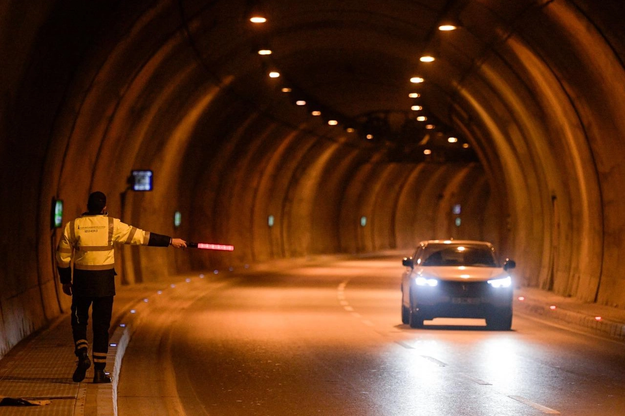 İzmir Büyükşehir’den Konak Tüneli’nde kesintisiz denetim
