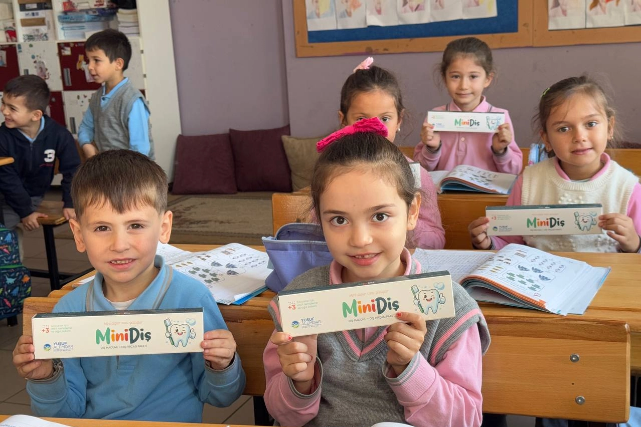 Sakarya’dan okullarda ağızlara ‘bin neşe’