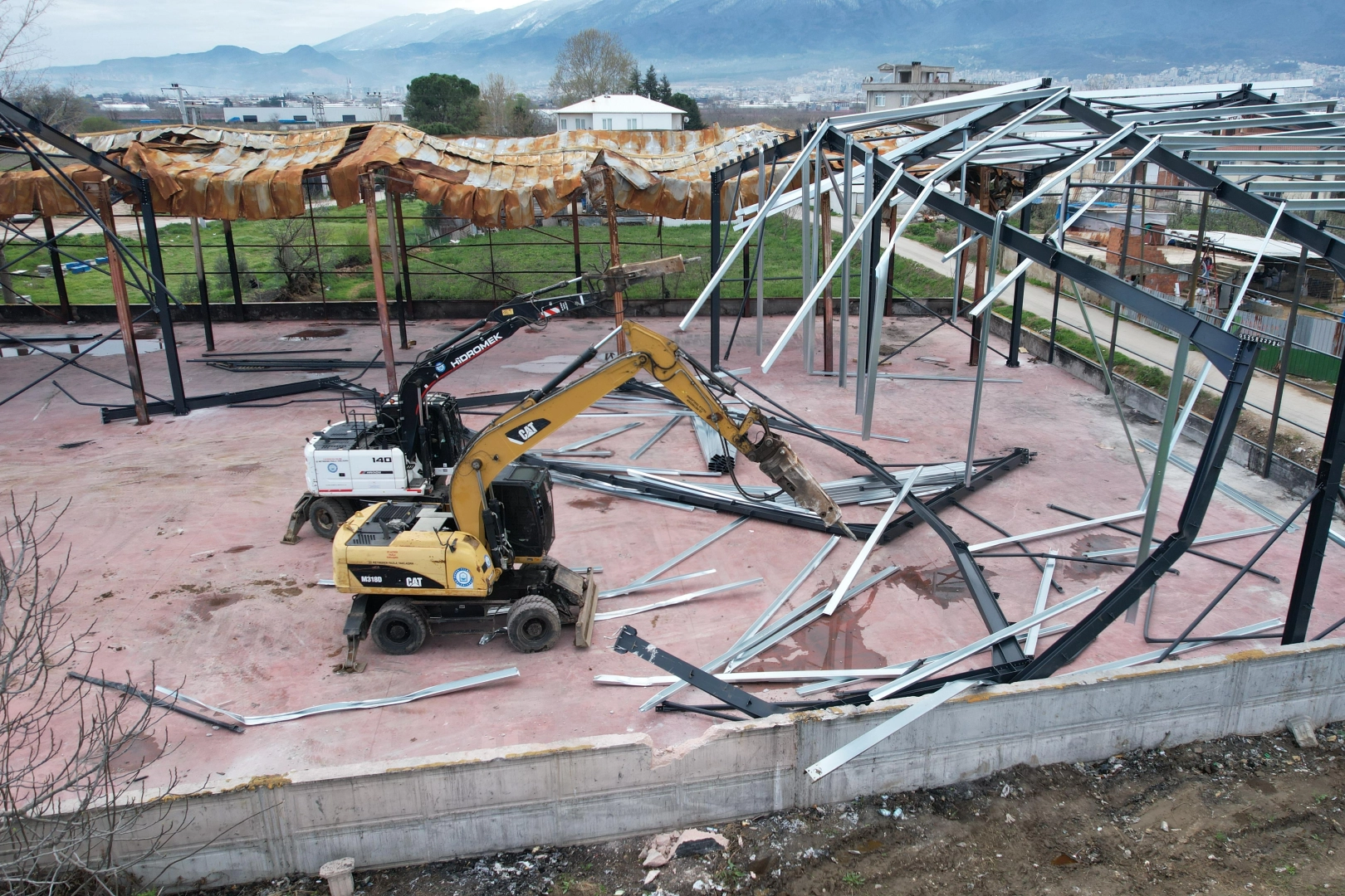 Bursa Yıldırım’da kaçakla mücadele sürüyor