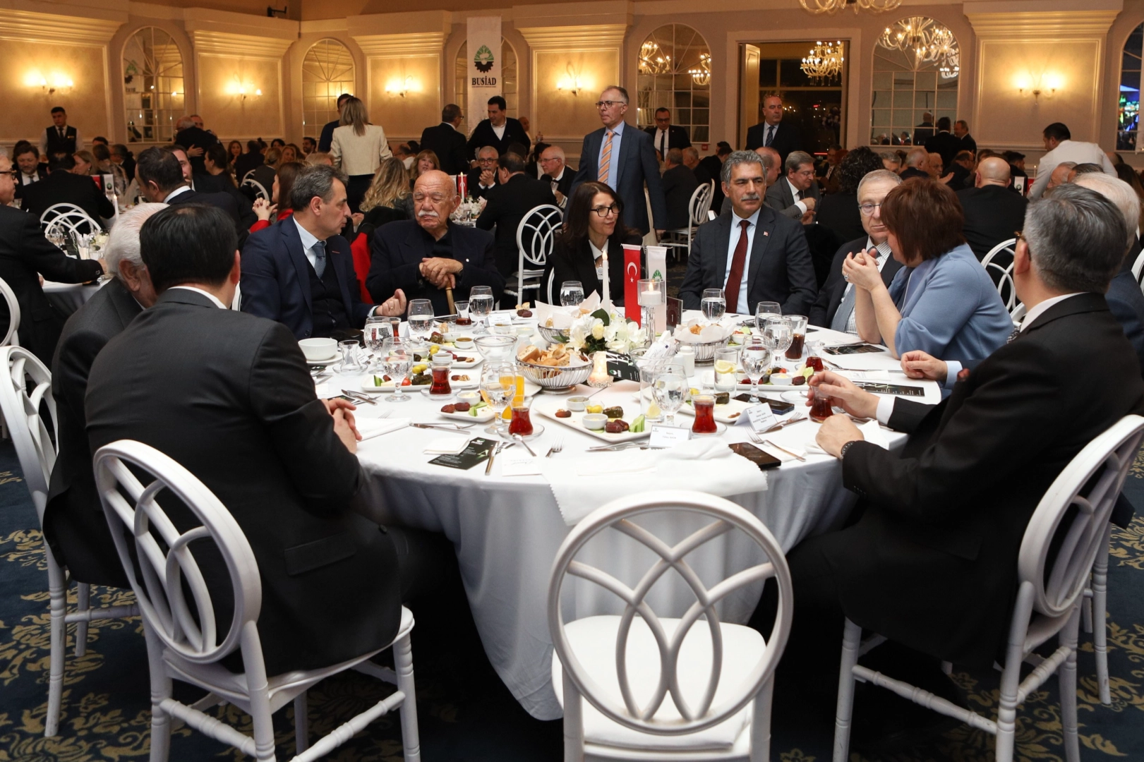 BUSİAD iftar yemeğinde bir araya geldi!