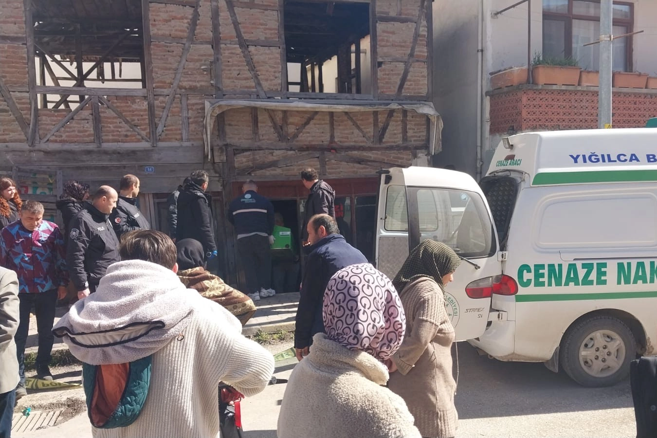 Düzce’de dükkanında ölü bulundu!