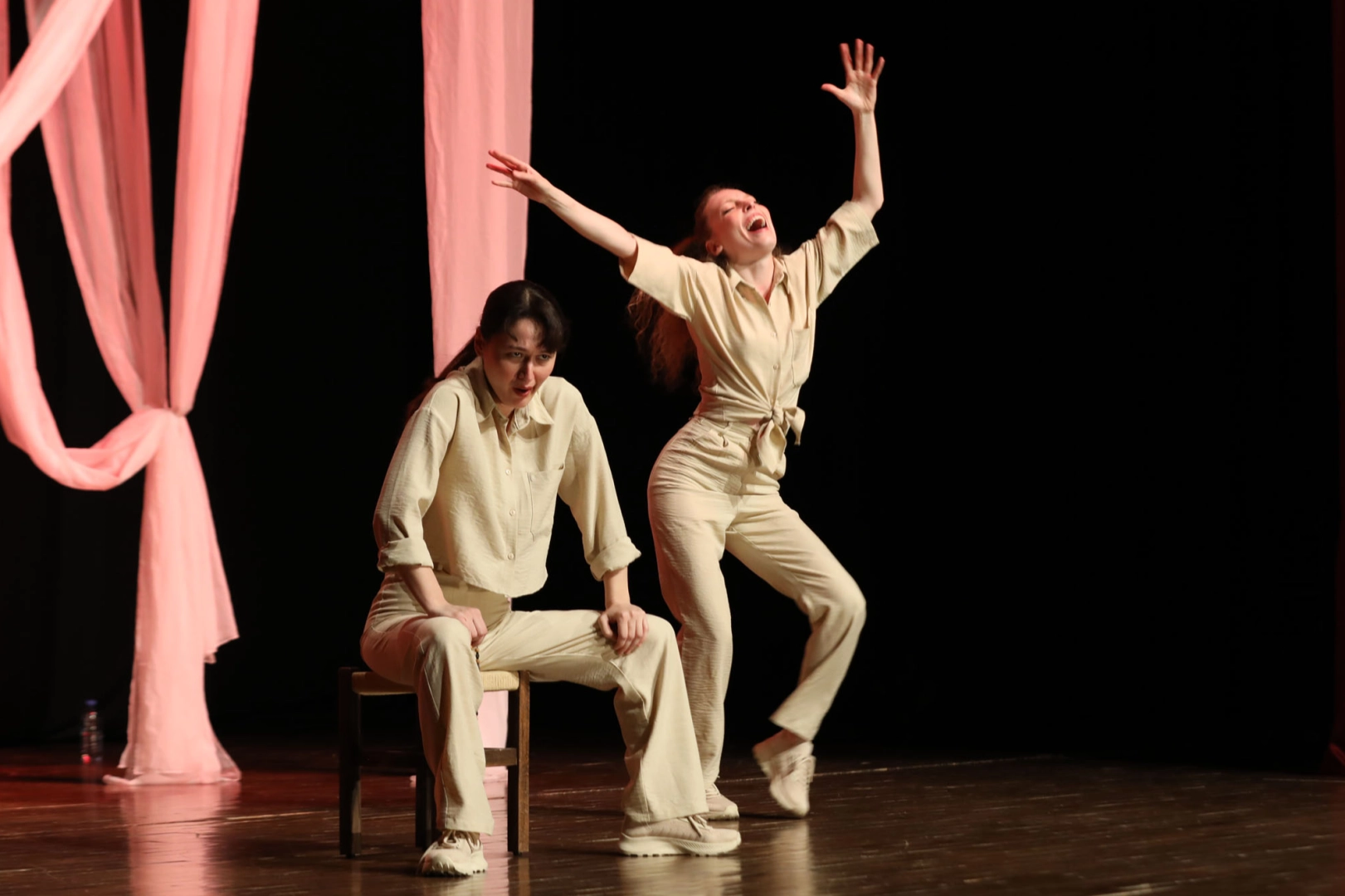 Muğla’da kadının sesi sahneden yükseldi