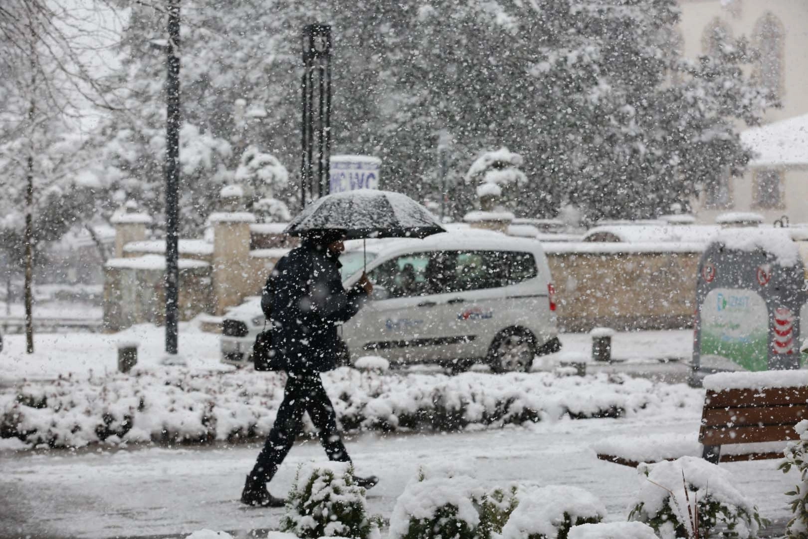 Ankara’da eğitime kar tatili!