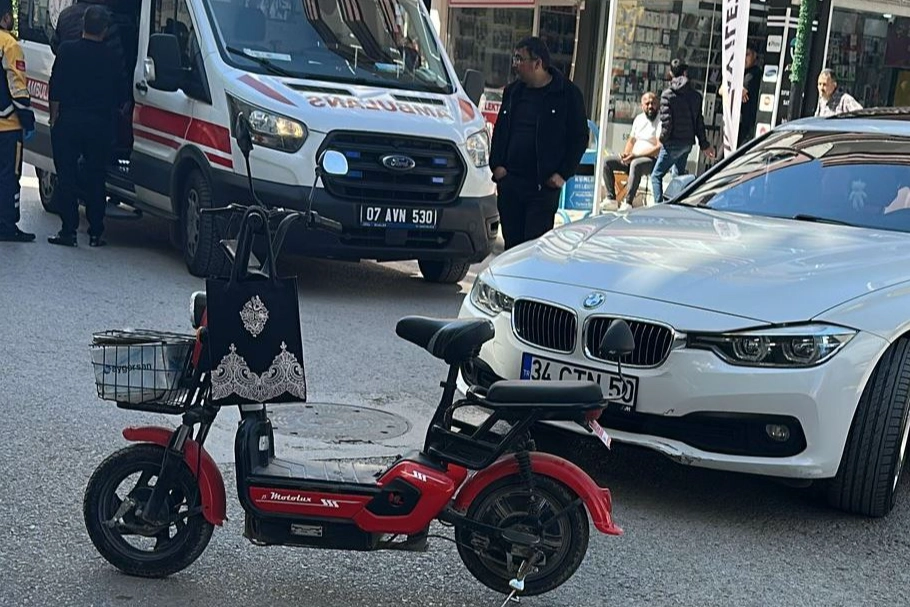 Antalya Kumluca’da trafik kazası: 1 kişi yaralı