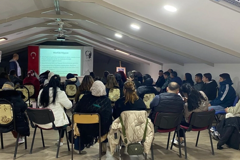 Balıkesir Ayvalık Belediyesi’nden hijyen eğitimi atağı