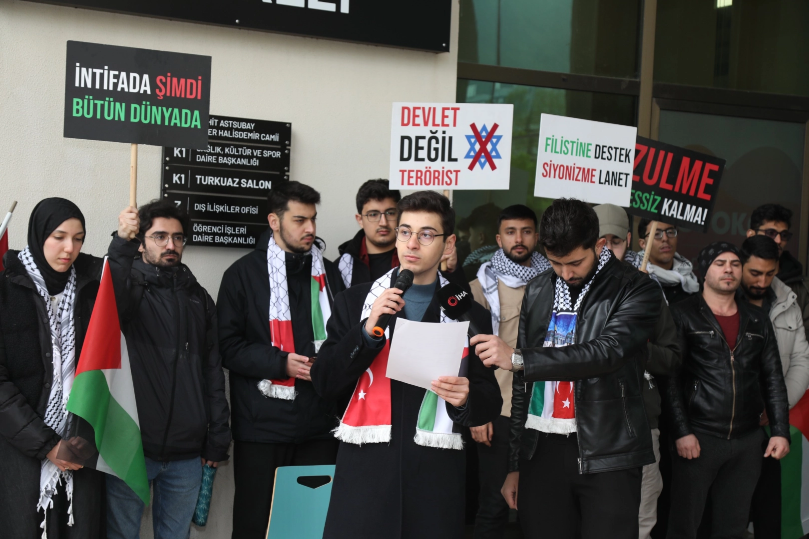 BTÜ’lü öğrenciler Gazze için tek yürek