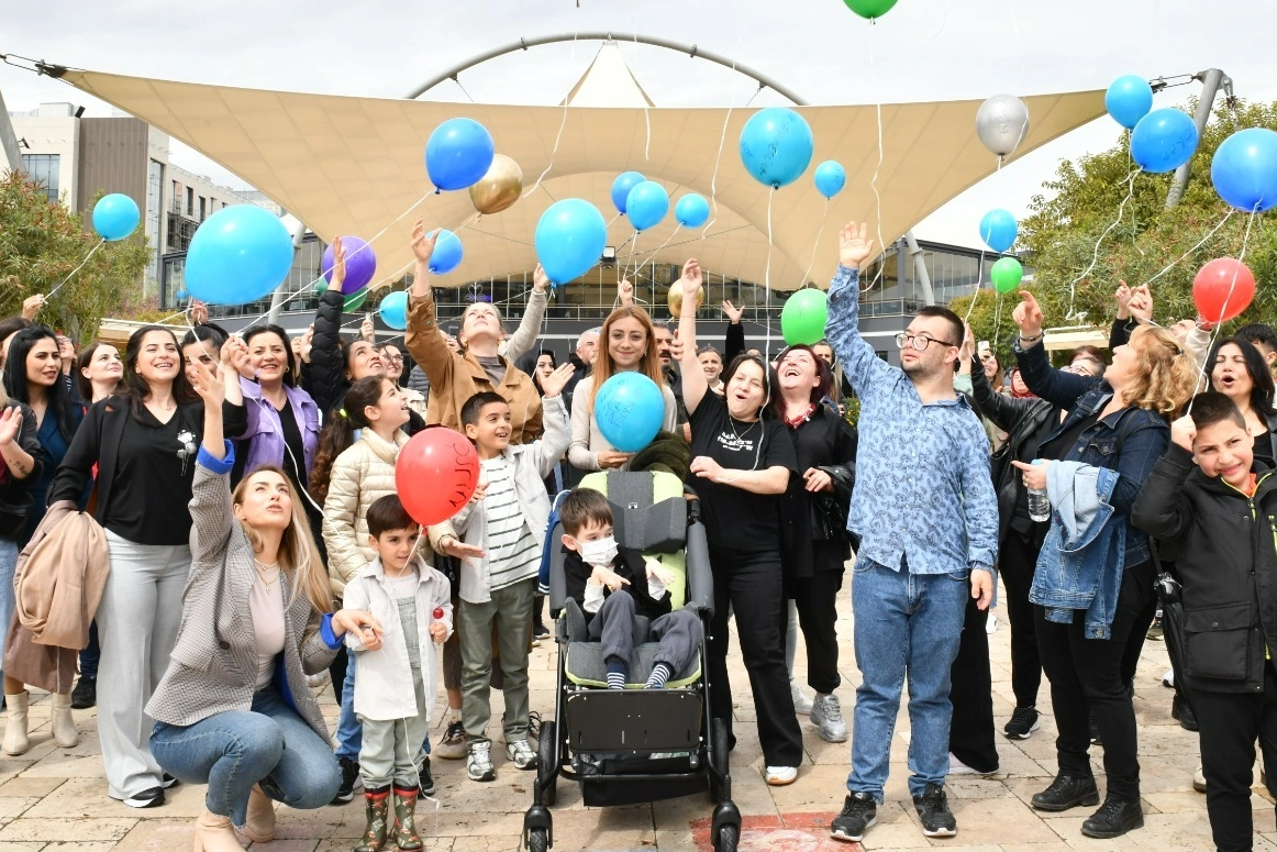 Çiğli’nin minik yüreği, büyük bir dayanışmayla Dubai’ye uğurlanıyor