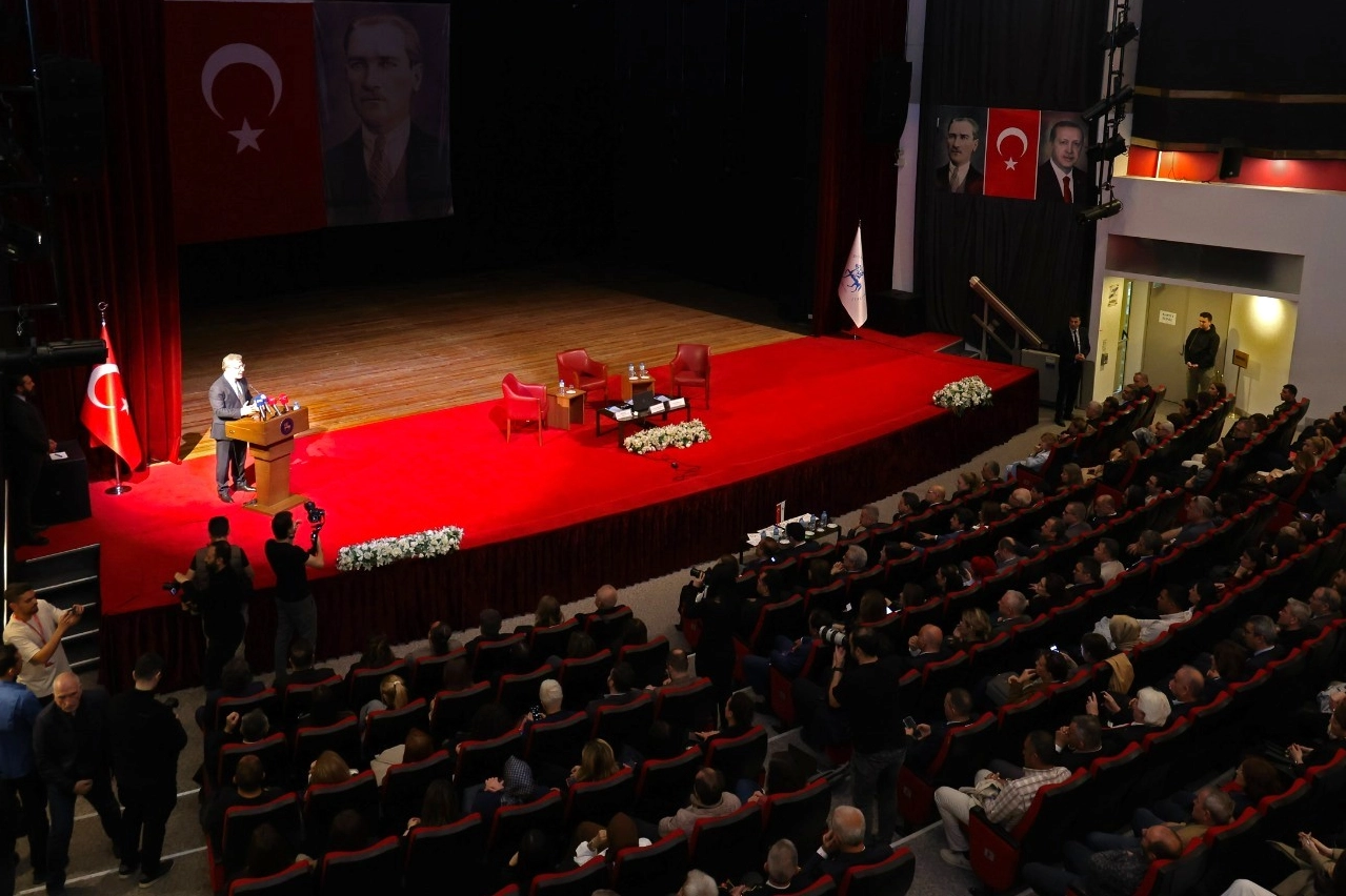 DEÜ ve İzmir Valiliği’nden aileyi güçlendirme hamlesi