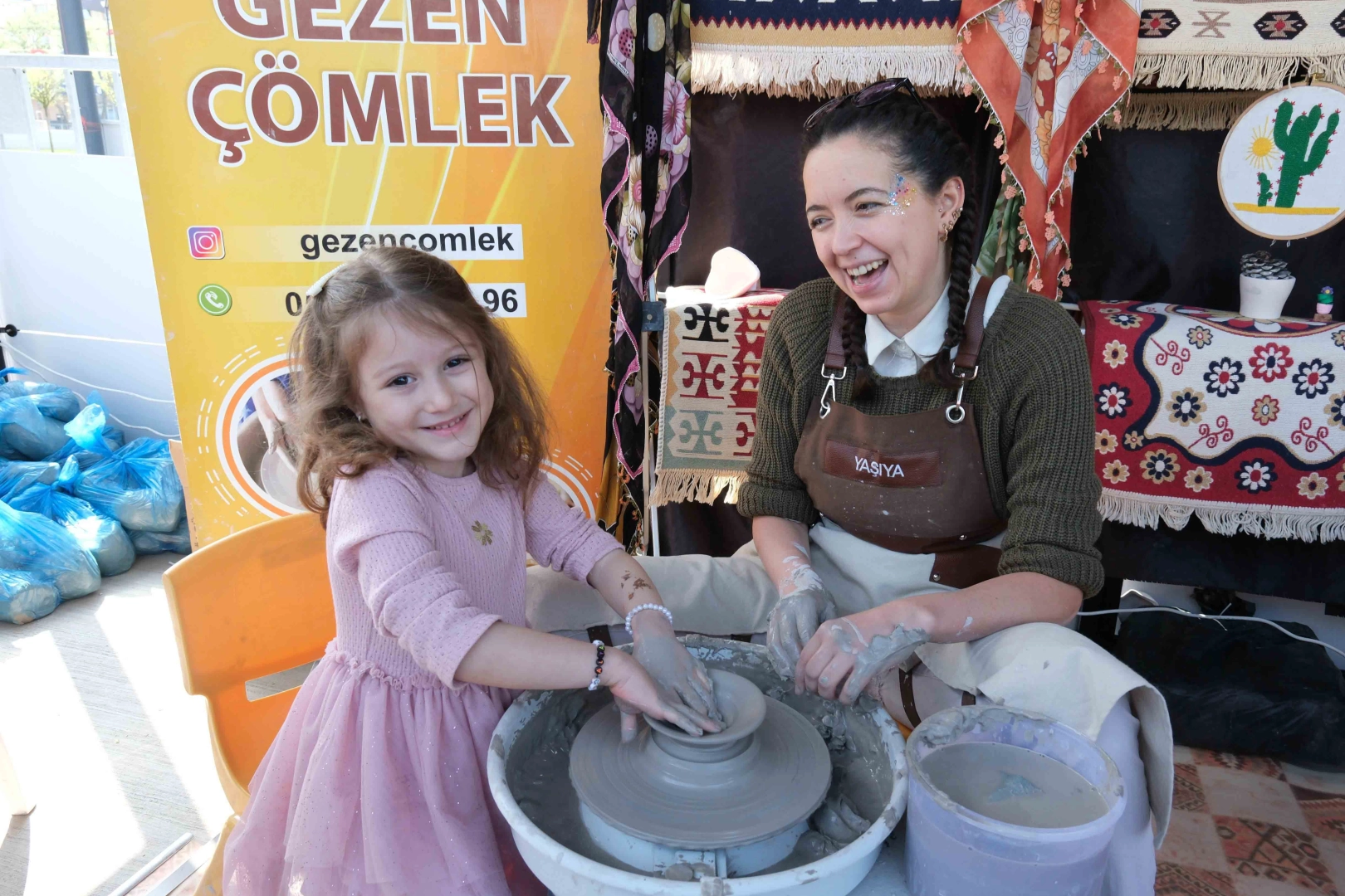“Gezen Çömlek Atölyesi” çocukların ilgi odağı oldu