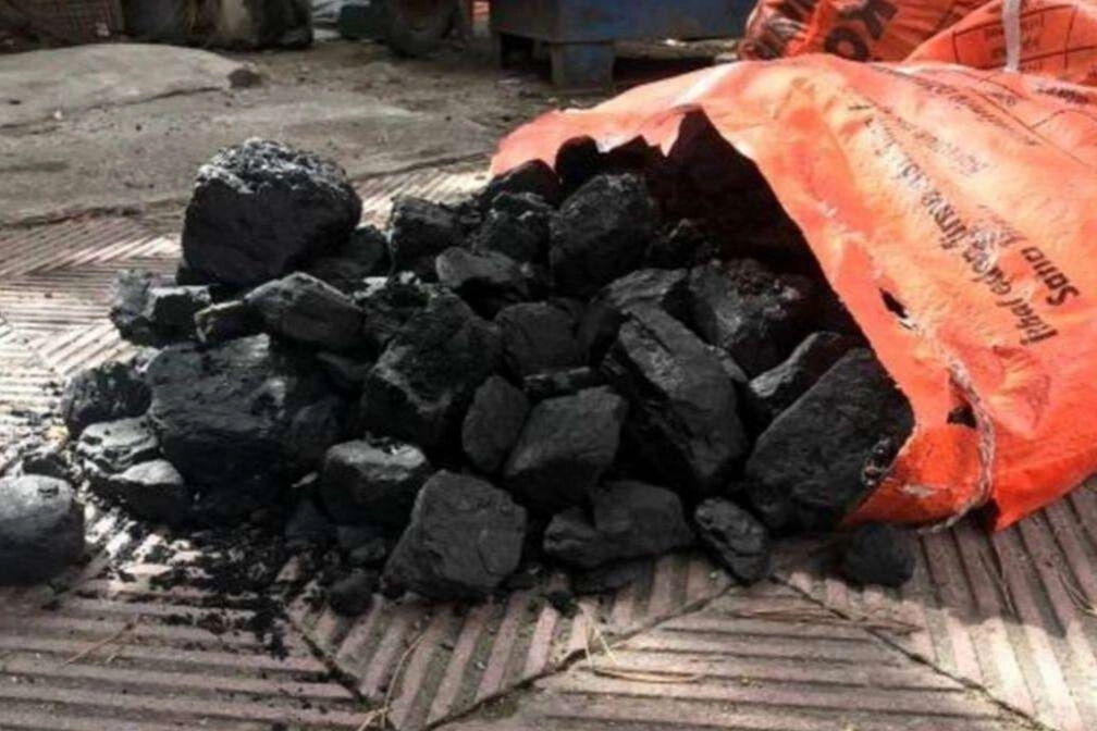 Okullara ısınma desteği… 400 bin ton kömür dağıtılacak