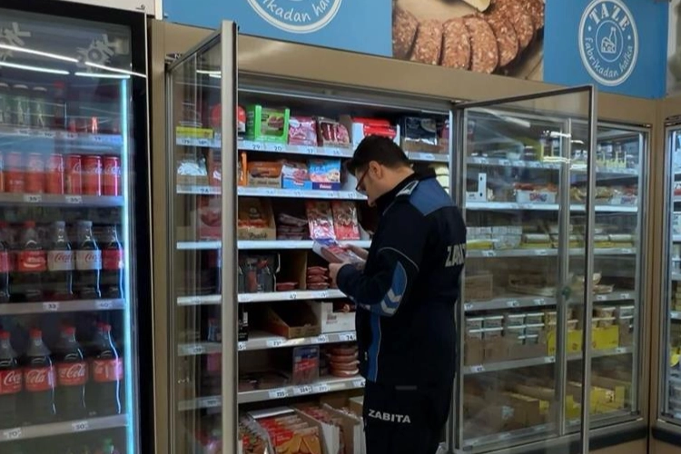 Bursa İnegöl Zabıtasından halk sağlığı için 7/24 sahada