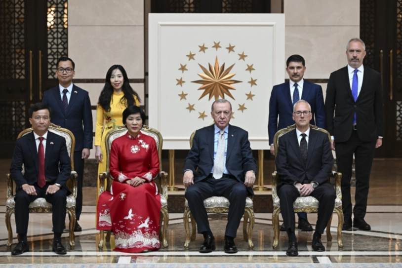 5 ülkenin büyükelçisinden Cumhurbaşkanı Erdoğan’a güven mektubu