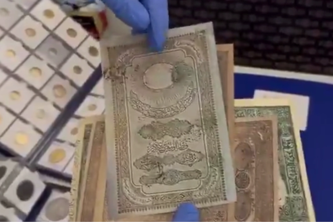 Bursa’da yüzlerce sikke ele geçirildi!