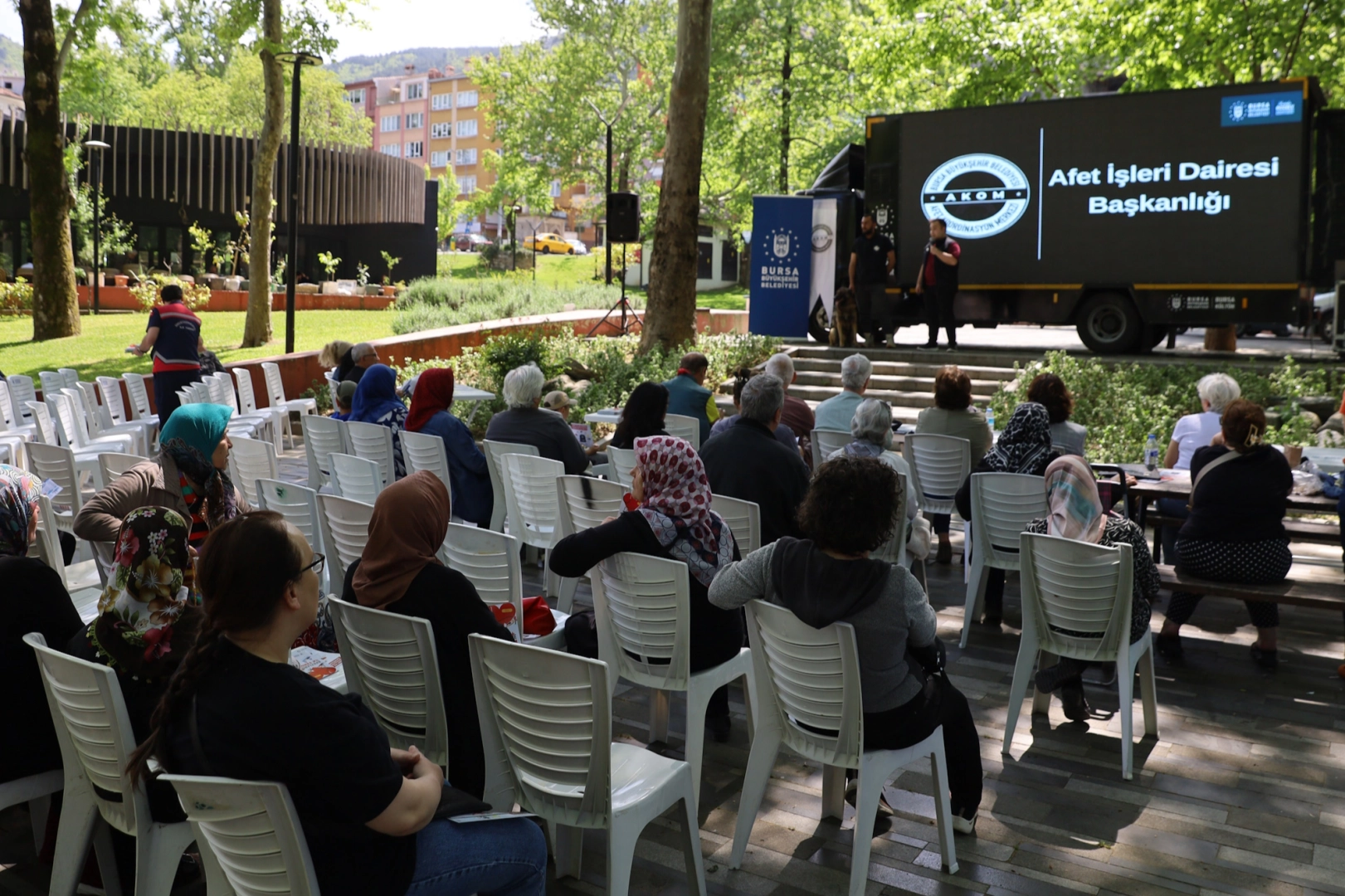 Bursa’dan mahallelerde ‘halk sağlığı ve afet bilinci’ eğitimi