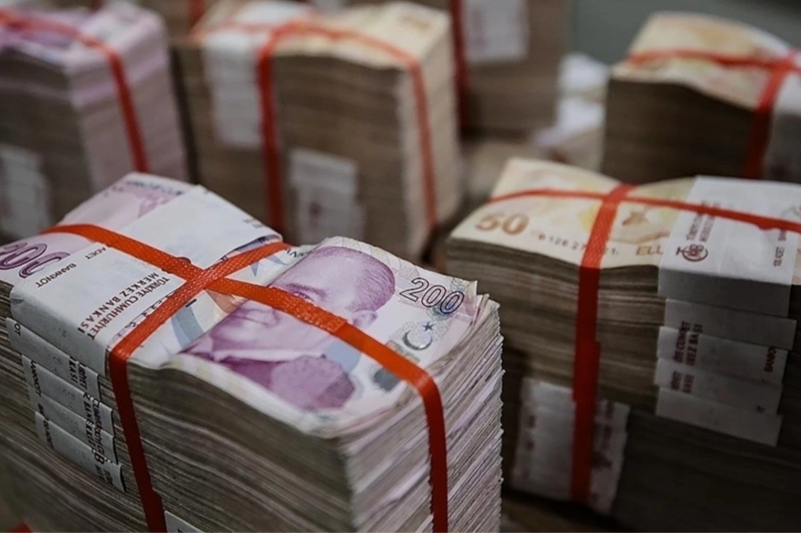 Esnaflara yeni destekler rekor kırdı… Ticaret’ten 615,4 milyar TL’lik rekor kredi desteği