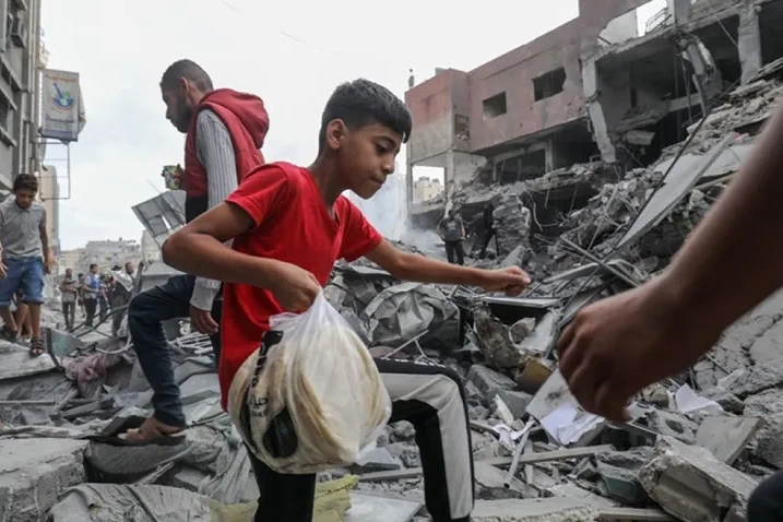 Gazze’de 65 bin çocuğun hayatı tehlikede