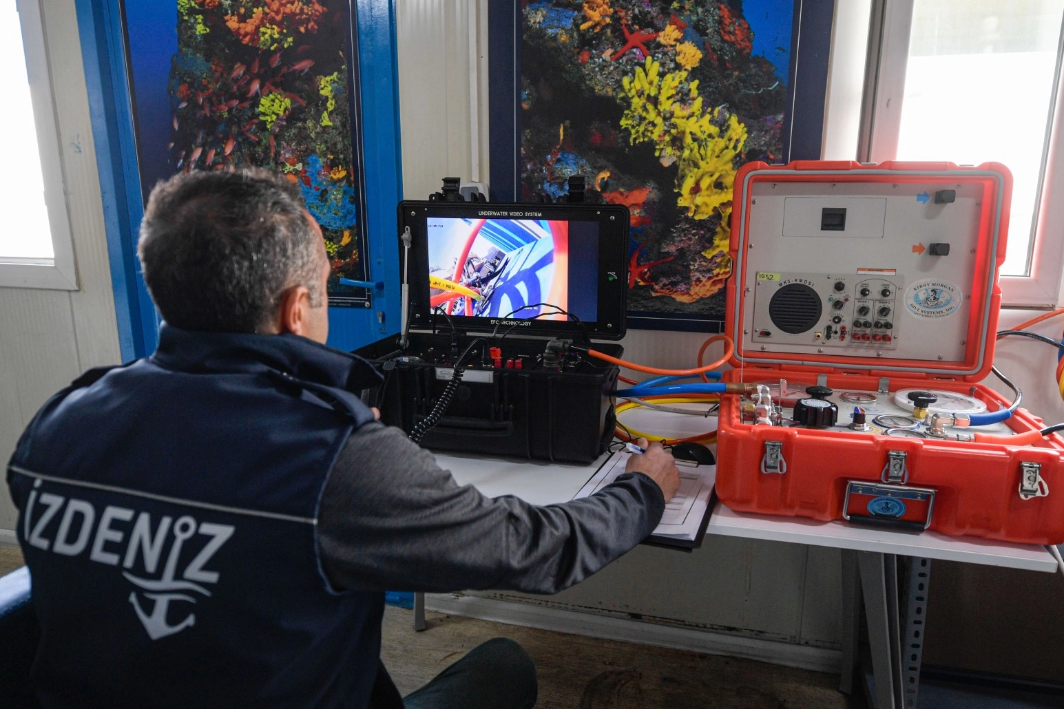 İZDENİZ dalgıç ekibi kurdu