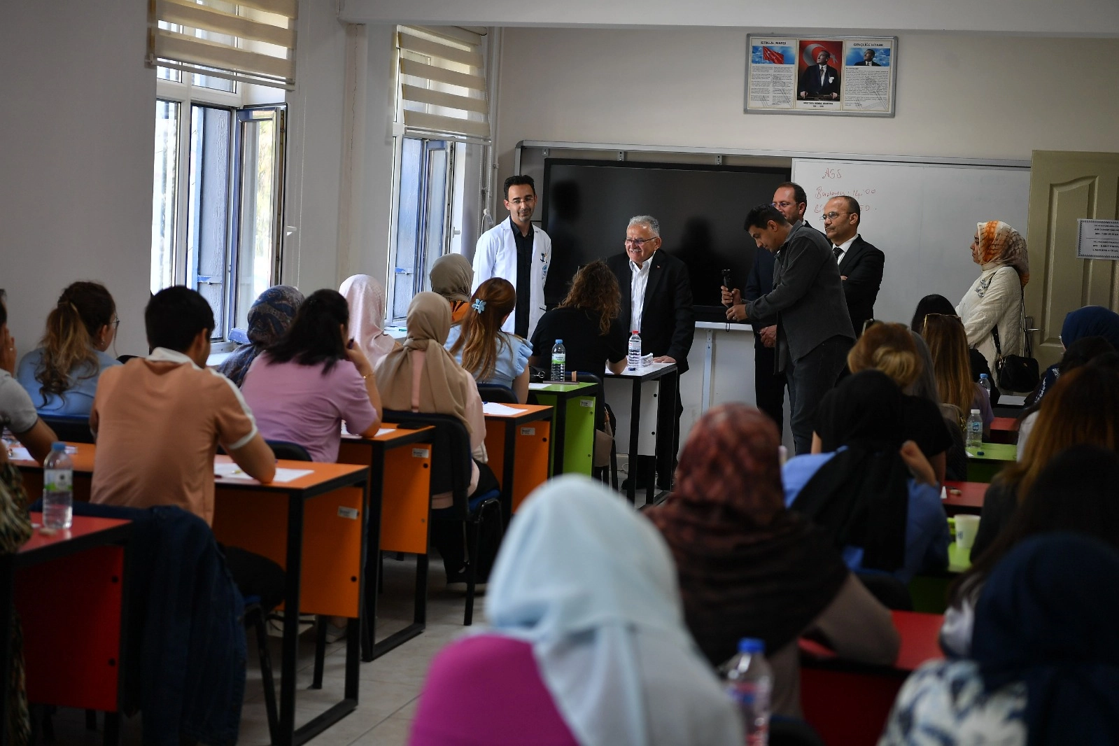 KAYMEK AGS öğrencilerine Büyükkılıç’tan başarı dileği