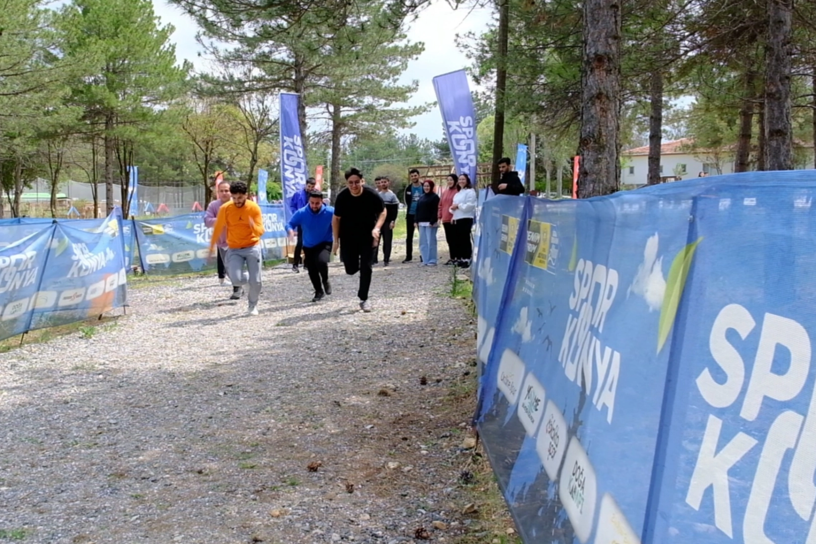 Konya’da Gençlik Meclisi’nden iki farklı proje