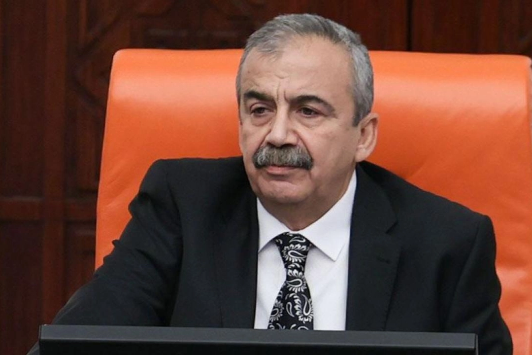 Sırrı Süreyya Önder hayatını kaybetti!