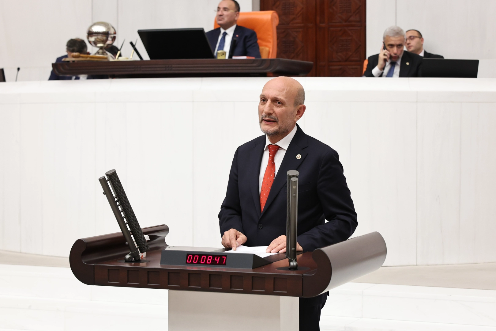 SP’li Atmaca’dan Bakan Uraloğlu’na ‘Bursa Raylı Sistem’ önergesi