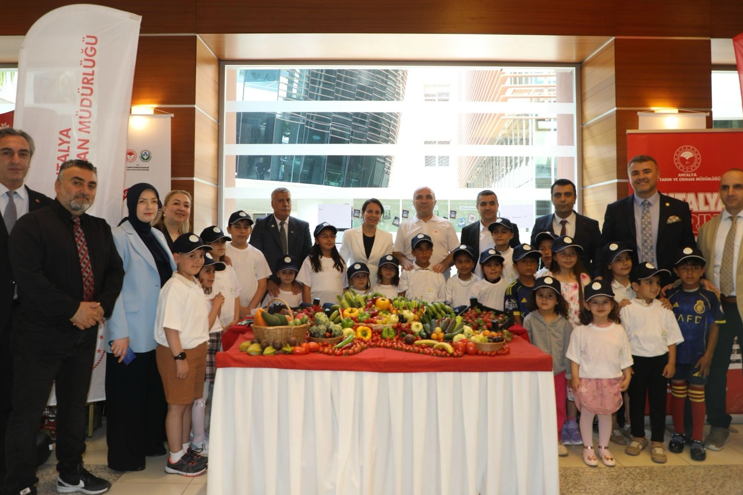 Uluslararası Bitki Sağlığı Günü Antalya’da kutlandı