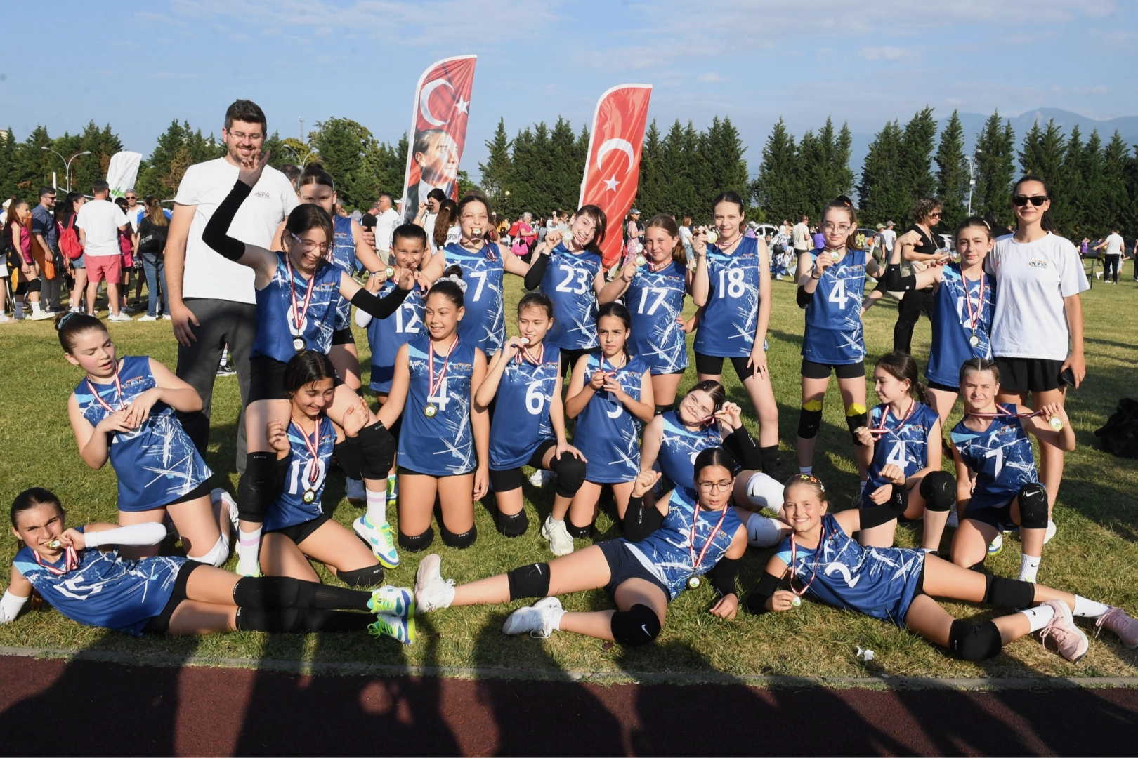 Bursa genç voleybolcuların kalbi Osmangazi’de attı