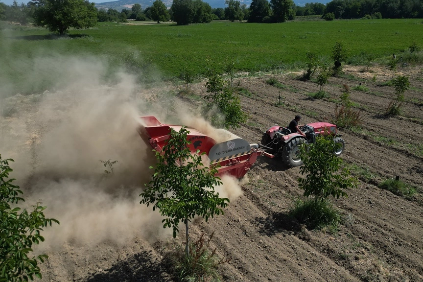Bursa İnegöl’ün verimli arazilerinde taş devri bitti!