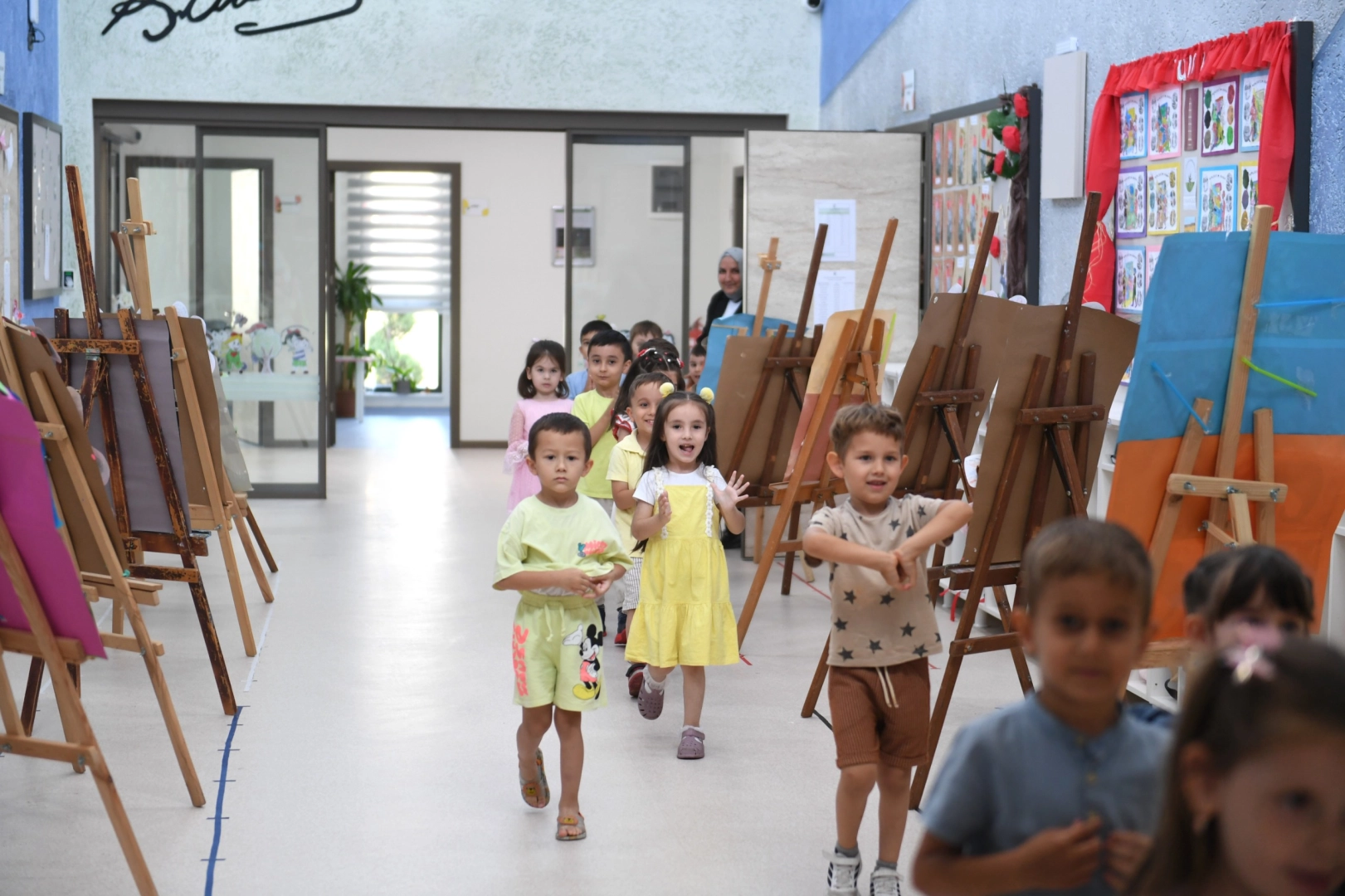 Bursa Osmangazi’de kreş öğrencilerinin karne sevinci