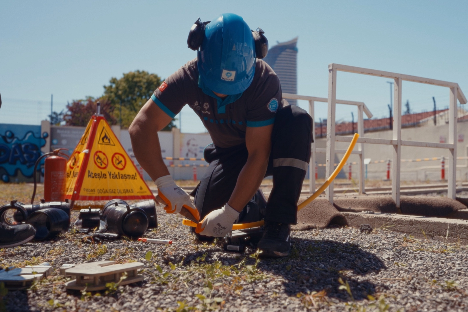 İGDAŞ’ın ‘Altın Bilezik’i gençlere gelecek vadediyor