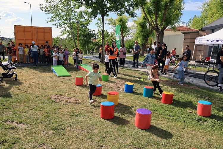 Kayseri Talas’tan “Dünden Bugüne Çocuk Oyunları Şenliği”