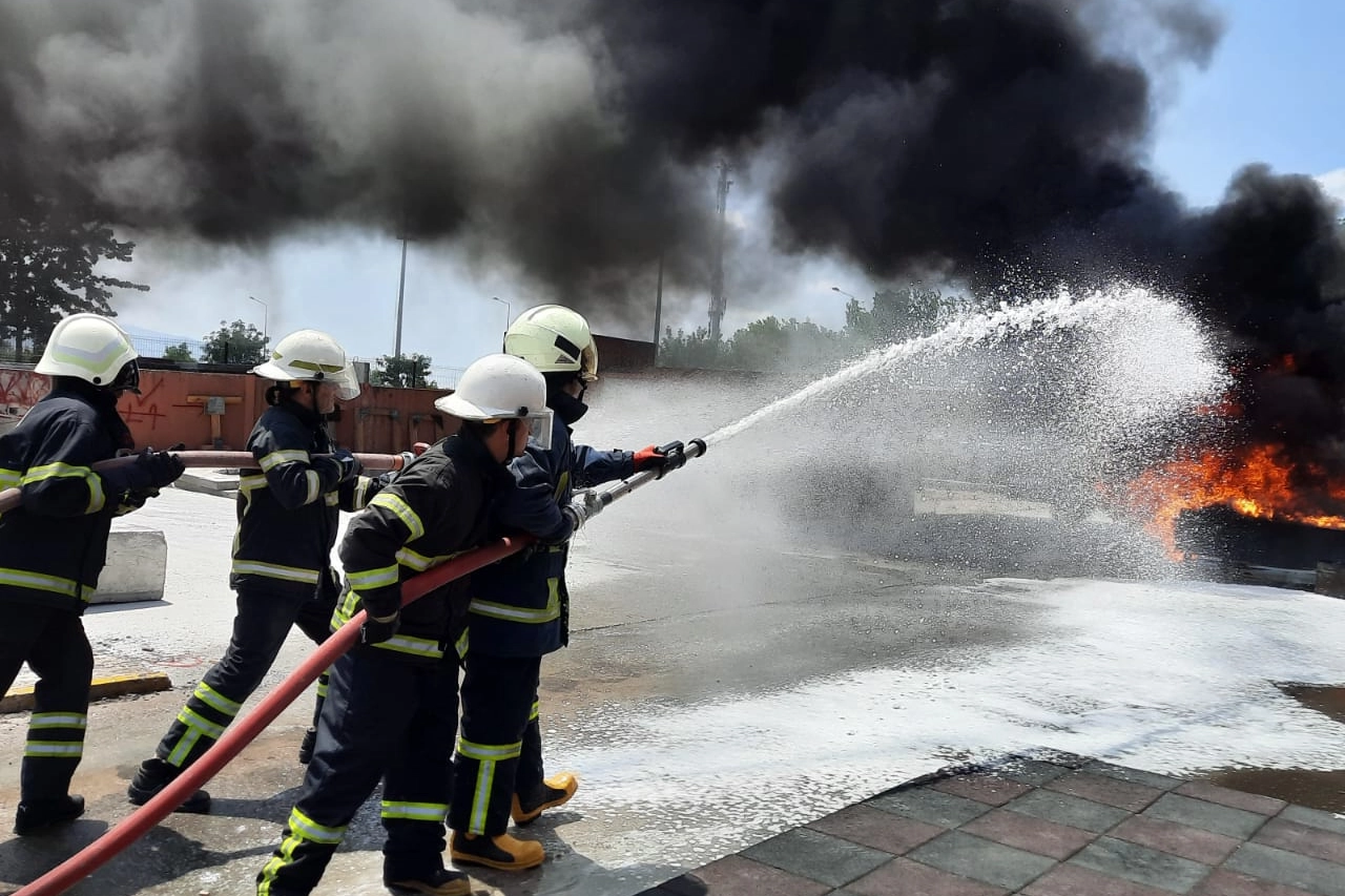 Kocaeli’de yangınlara müdahale ekibi büyüyor