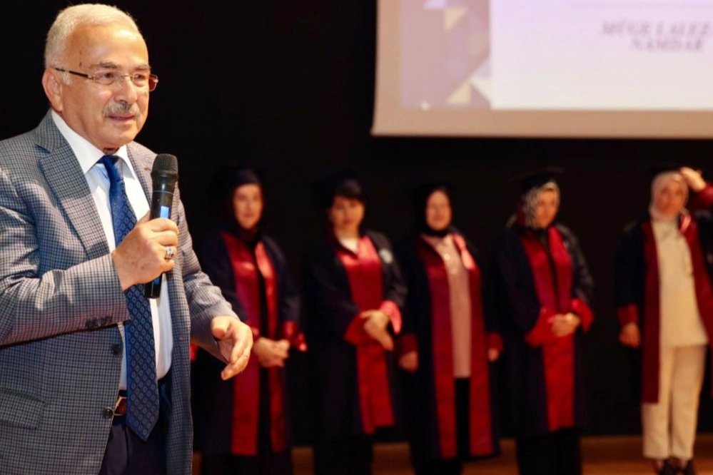 Ordu’da  ‘Anne Üniversitesi’ ilk mezunlarını verdi