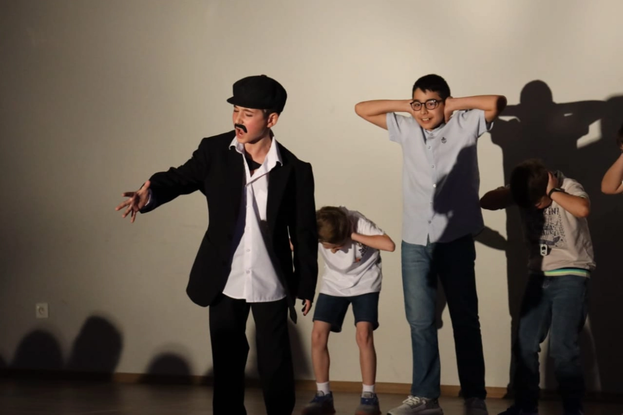 Sanat Akademisi Tiyatro Bölümü yılsonu gösterileri göz doldurdu!