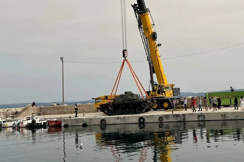 Saros Körfezi’nde çevreci hamle… Hurda tank yapay resif oluyor