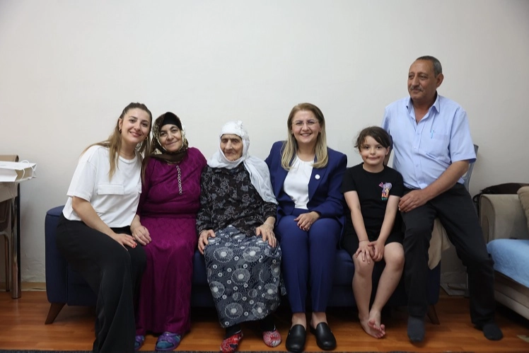 Şehit ailesine Ovalıoğlu’ndan ziyaret